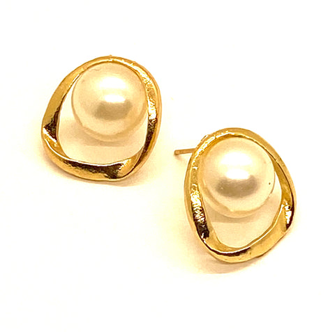 Oh Pearl Earrings