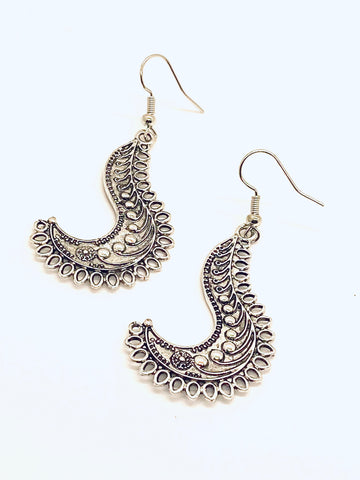 Vintage Thrill Earrings